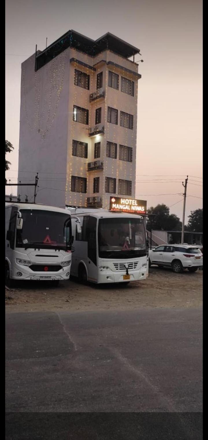Hotel Mangal Niwas Udaipur Ngoại thất bức ảnh